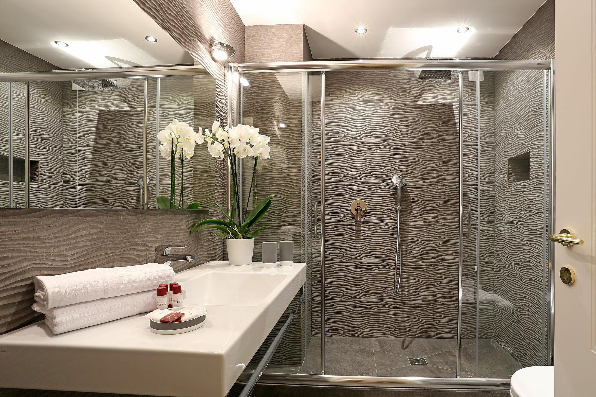 Spagna Art & Suites - Ca Domus Collection Рим Экстерьер фото